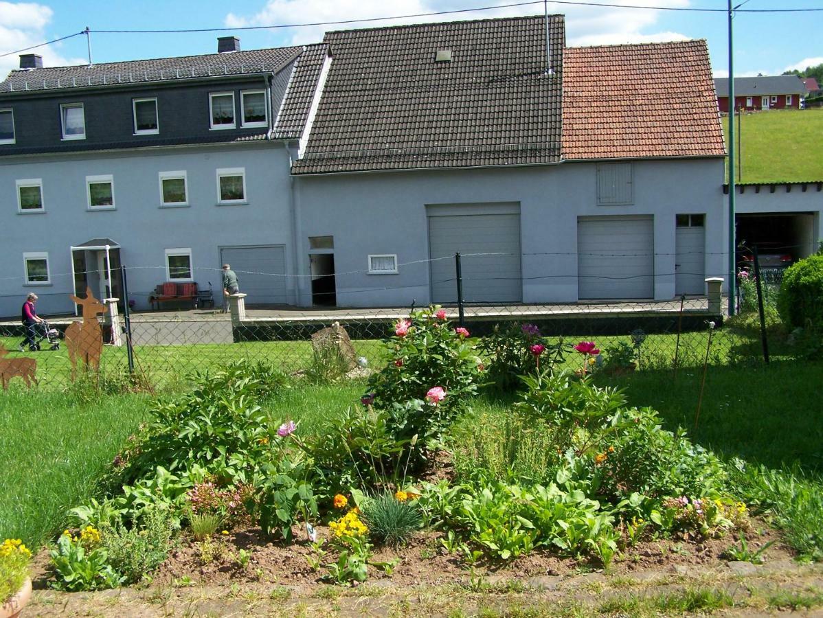 Katharina Ferienwohnung Am Eifelsteig Neroth Exterior foto